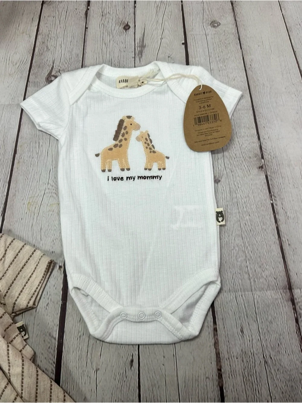 NWT rabbit + bear 3pc Neutral Giraffe Baby Bodysuits 3-6M unisex embroidered